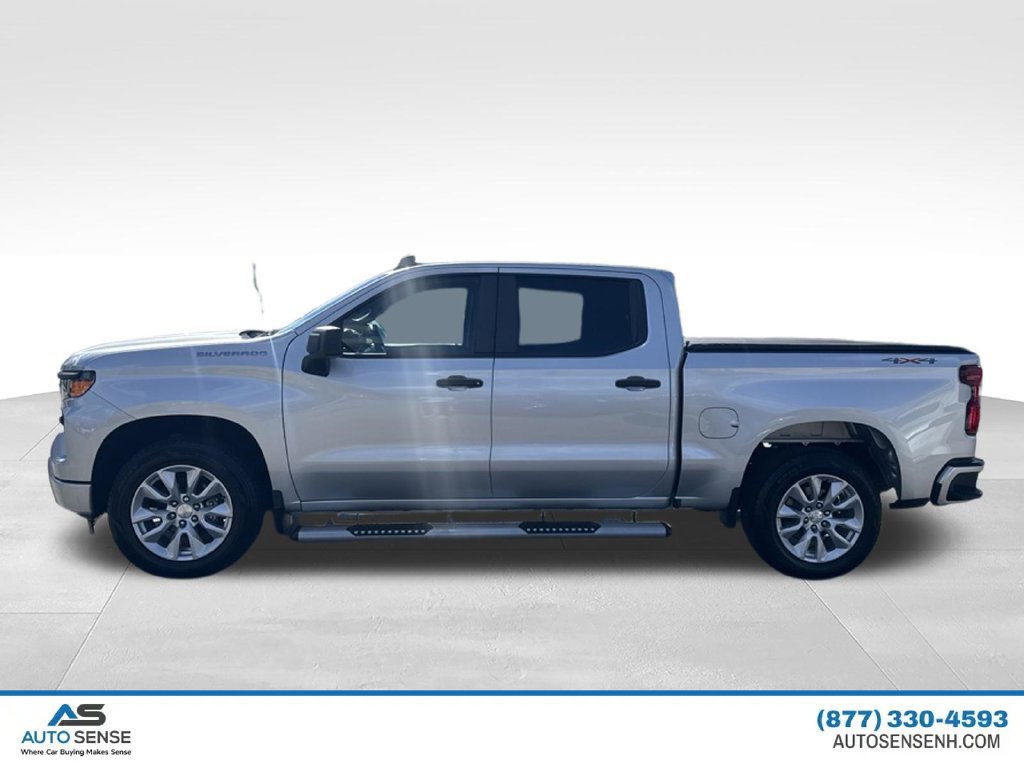 Used 2022 Chevrolet Silverado 1500 Custom AWD/4WD image 2