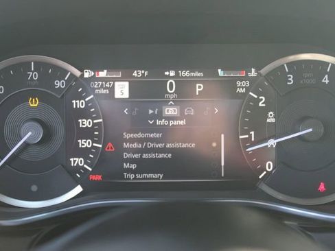 Used 2022 Jaguar XF R-Dynamic SE image 19