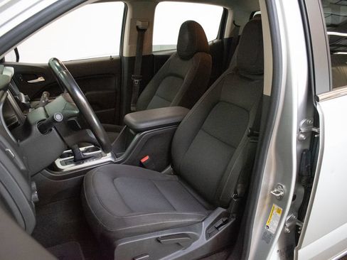 Used 2016 Chevrolet Colorado LT w/ LT Convenience Package AWD/4WD image 20