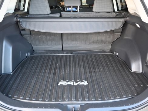 Used 2023 Toyota RAV4 LE image 34