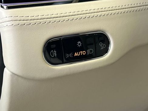 Used 2020 Bentley Continental GT image 17