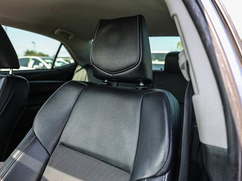 Used 2016 Toyota Corolla S FWD image 14