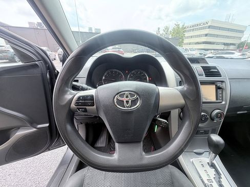 Used 2013 Toyota Corolla S w/ Premium Pkg FWD image 14