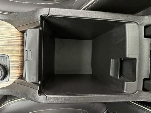 Used 2019 GMC Acadia Denali w/ Technology Package image 21