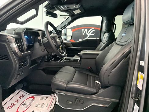 New 2026 Ford F250 Platinum w/ FX4 Off-Road Package AWD/4WD image 11