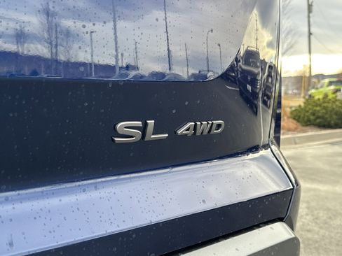 New 2026 Nissan Pathfinder SL image 7