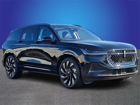New 2026 Lincoln Nautilus Reserve w/ Jet Appearance Package image 2