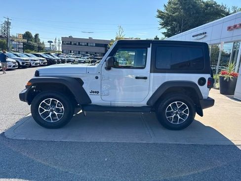 Certified 2026 Jeep Wrangler Sport AWD/4WD image 4
