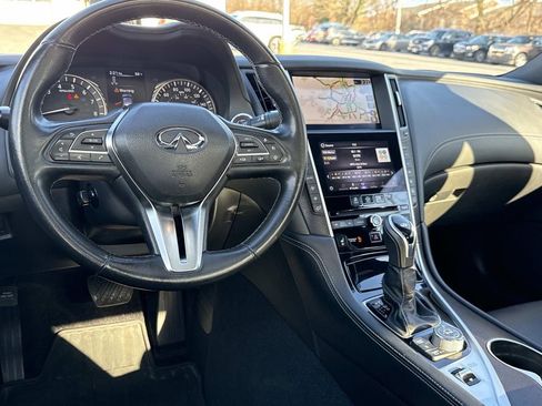Used 2022 INFINITI Q50 Sensory image 2