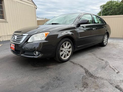 Used 2009 Toyota Avalon Limited FWD image 9