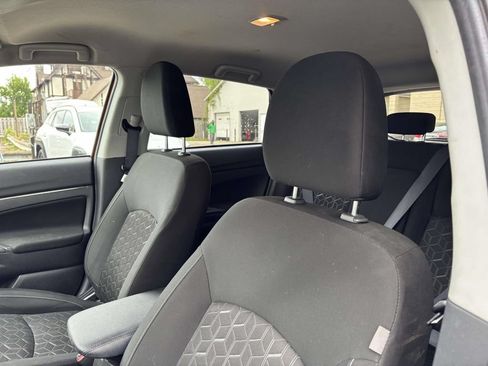 Used 2024 Mitsubishi Outlander Sport AWD image 10