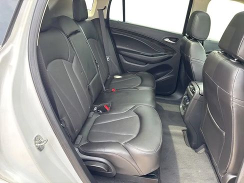 Used 2020 Buick Envision Premium AWD/4WD image 30
