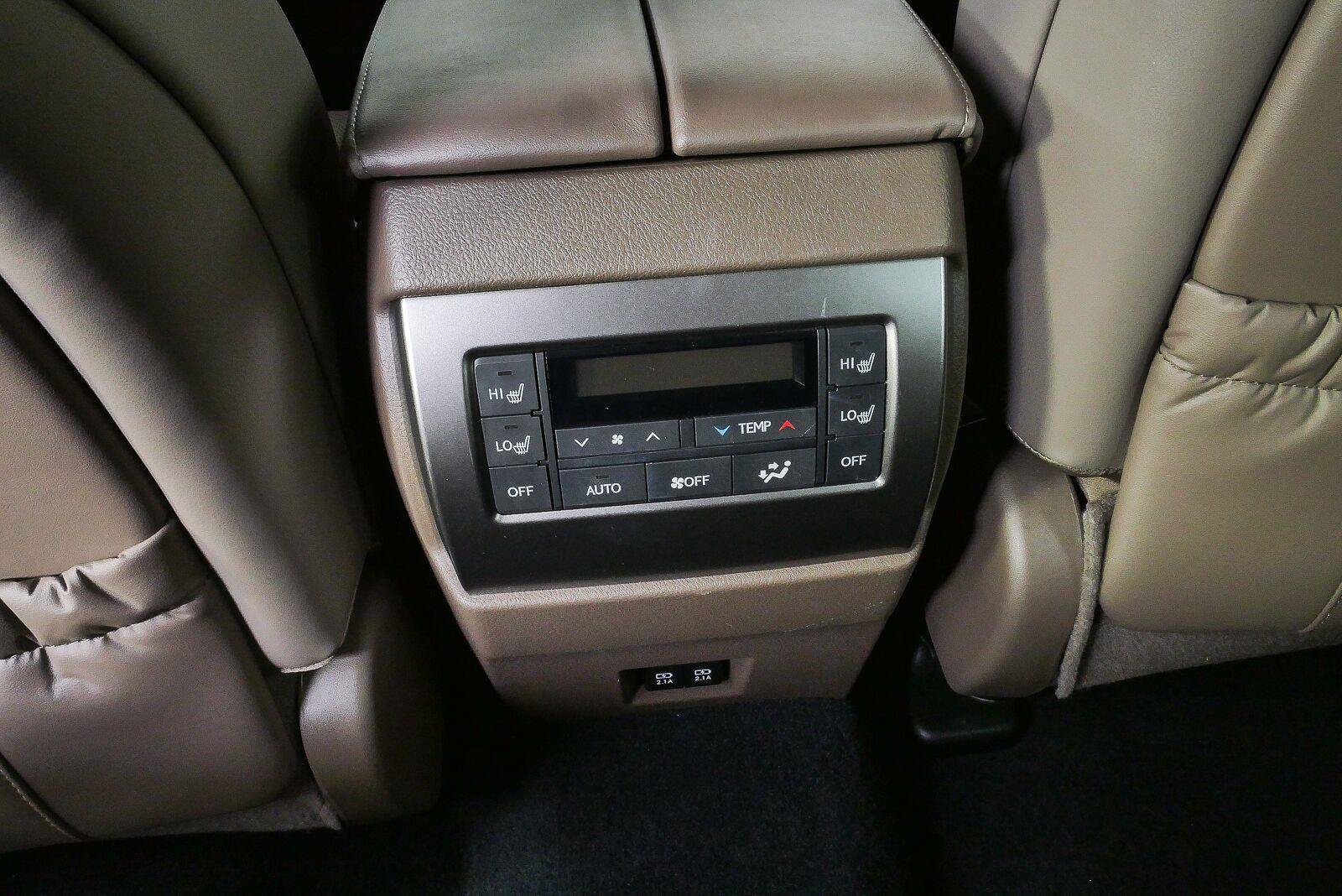 Used 2022 Lexus GX 460 Premium w/ Premium Package AWD/4WD image 16