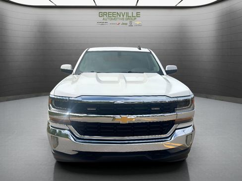 Used 2018 Chevrolet Silverado 1500 LT w/ All Star Edition image 2