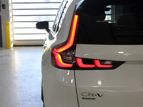 Used 2024 Honda CR-V Sport image 40