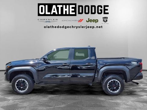 Used 2024 Toyota Tacoma TRD Off-Road AWD/4WD image 26
