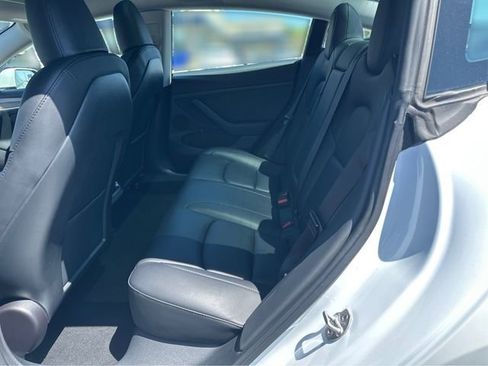 Used 2023 Tesla Model 3 Standard Range RWD image 12