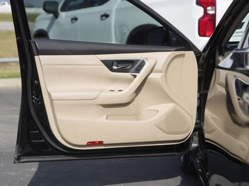 Used 2018 Nissan Altima 3.5 SL image 30