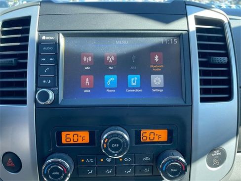 Used 2020 Nissan Frontier SV image 15
