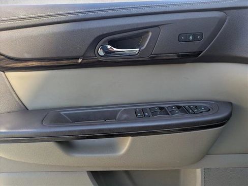 Used 2014 GMC Acadia Denali image 6