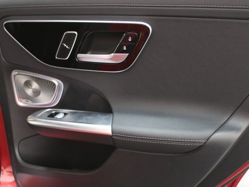 Used 2024 Mercedes-Benz C 300 4MATIC Sedan image 24