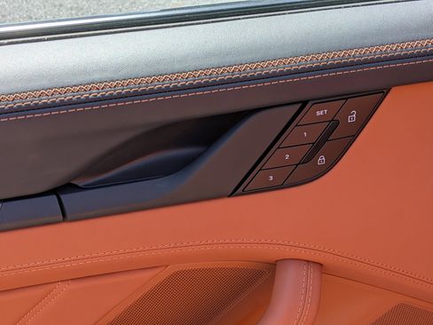 Certified 2025 Porsche 911 Targa 4 GTS AWD/4WD image 22