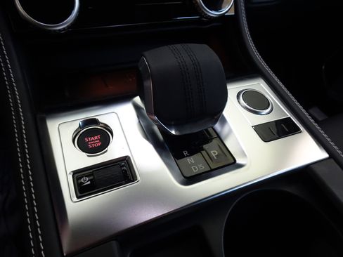 New 2025 Jaguar F-PACE R-Dynamic S image 20