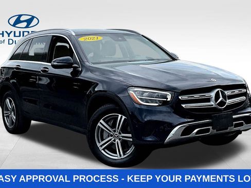 Used 2021 Mercedes-Benz GLC 300 4MATIC image 3