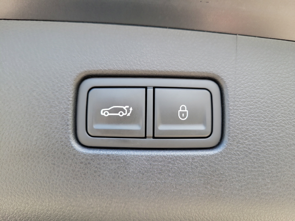 Used 2026 Genesis GV70 3.5T Sport Prestige AWD/4WD image 11