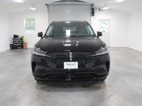 New 2025 Lincoln Aviator 2WD w/ Jet Appearance Package image 2