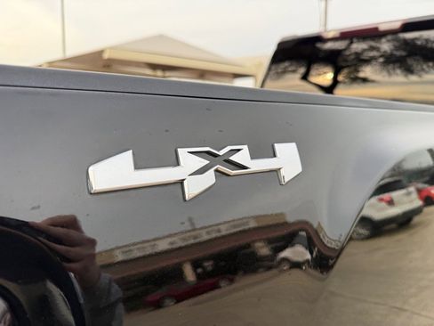 Used 2020 GMC Sierra 2500 SLE w/ SLE Convenience Package image 10