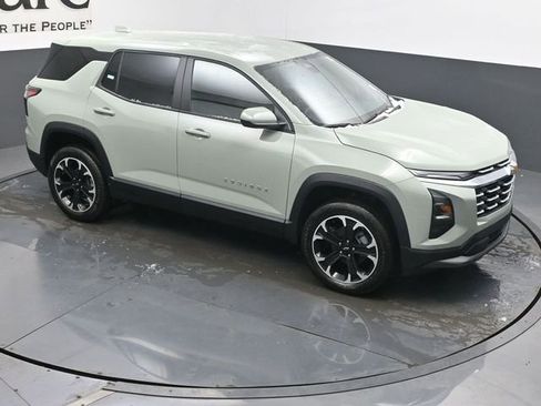New 2026 Chevrolet Equinox LT FWD image 14