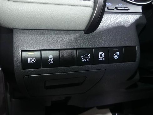 Used 2023 Toyota Camry XLE w/ Cold Weather Package AWD/4WD image 28