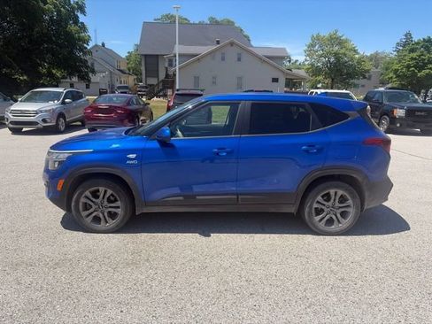 Used 2022 Kia Seltos LX AWD/4WD image 9