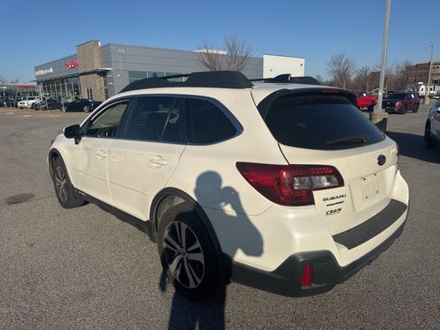 Used 2018 Subaru Outback 2.5i Limited w/ Popular Package #2 image 7