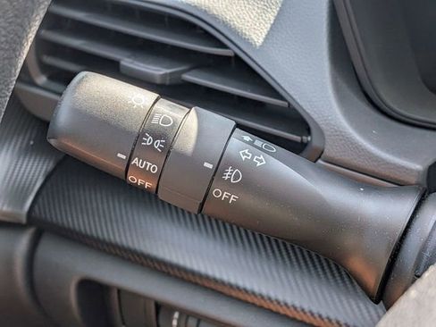 Certified 2025 Subaru Crosstrek 2.0i Premium image 21