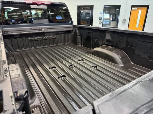 Used 2022 GMC Sierra 2500 Denali w/ Denali Ultimate Package AWD/4WD image 23