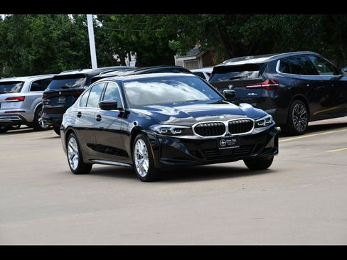 Used 2026 BMW 330i Sedan RWD image 1