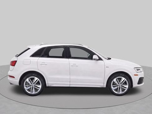 Used 2018 Audi Q3 2.0T Premium Plus w/ Premium Plus Package AWD/4WD image 8
