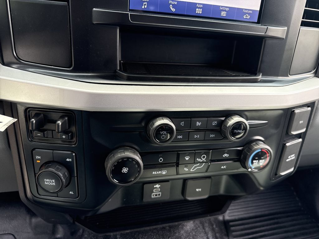 Used 2024 Ford F350 XL w/ XL Chrome Package AWD/4WD image 29