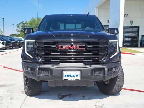 Used 2023 GMC Sierra 1500 AT4X AWD/4WD image 2