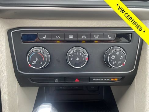 Used 2023 Volkswagen Atlas SE AWD/4WD image 24