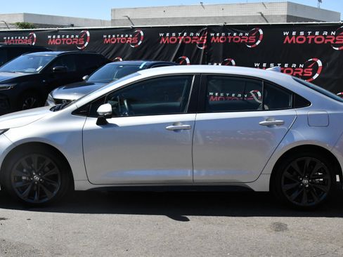Used 2026 Toyota Corolla SE w/ SE Package FWD image 4
