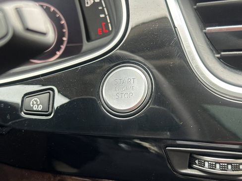 Used 2017 Audi Q7 3.0T Premium Plus image 24