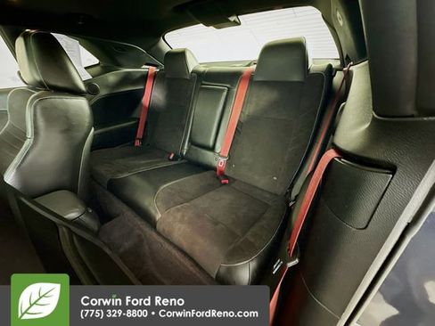 Used 2016 Dodge Challenger SRT Hellcat image 25