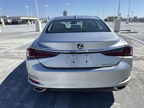 Certified 2025 Lexus ES 350 350 w/ Premium Package image 24