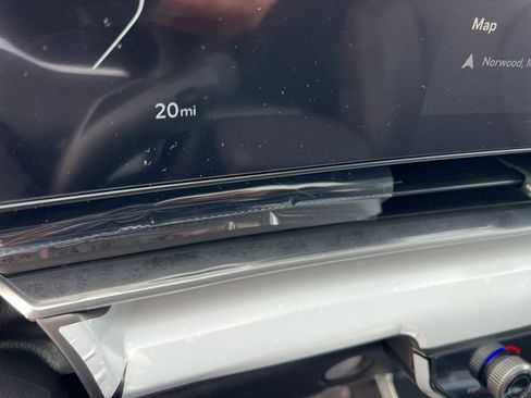 New 2026 Kia Carnival SX image 10