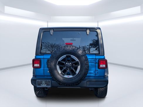 Used 2022 Jeep Wrangler Unlimited Sport image 6