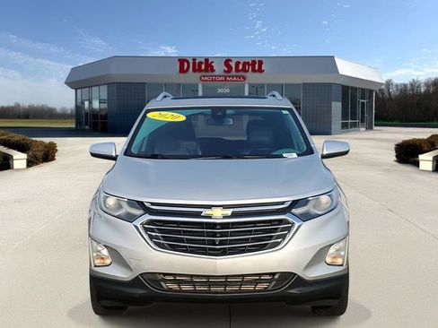 Used 2020 Chevrolet Equinox Premier image 2