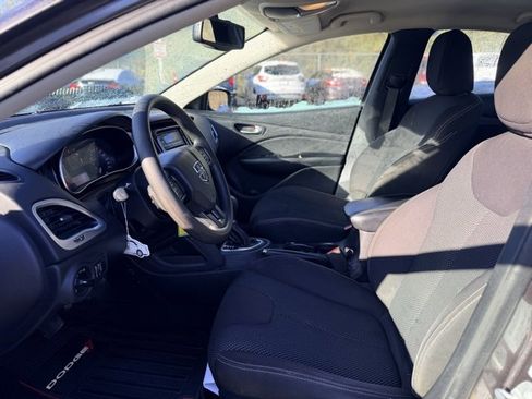 Used 2014 Dodge Dart SXT image 5